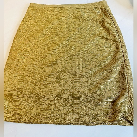 H&M Gold Mini Skirt - Picture 6 of 10